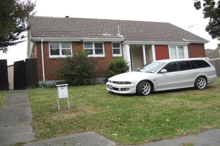 Photo of property in 8 Roche Avenue, Upper Riccarton, Christchurch, 8041