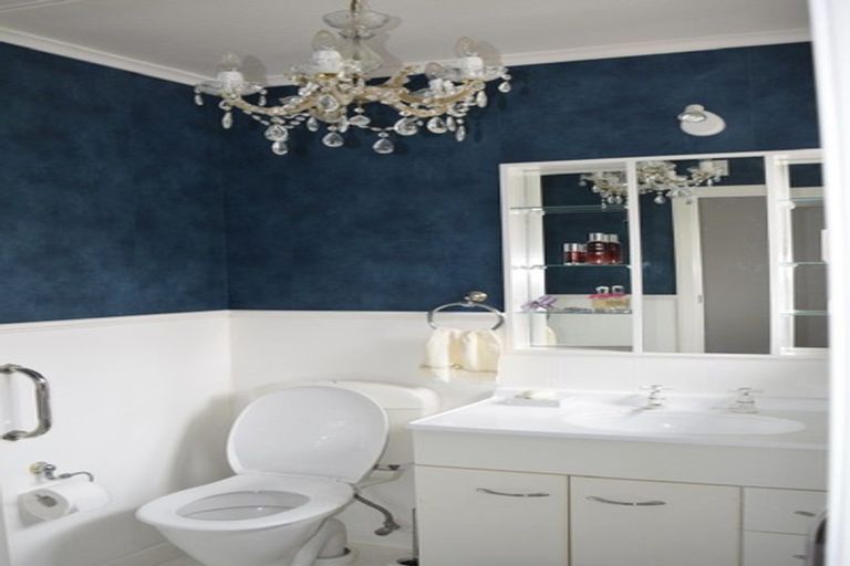 Photo of property in 305 Kuranui Street, Thames, 3500