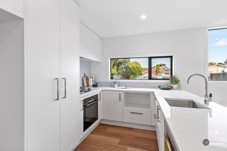 Photo of property in 2/51 Kings Crescent, Hutt Central, Lower Hutt, 5010