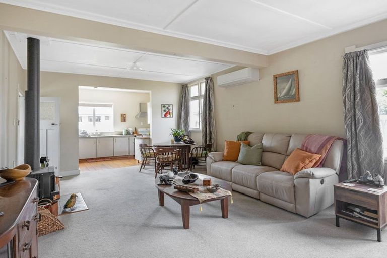 Photo of property in 149 Romilly Street, Westport, 7825