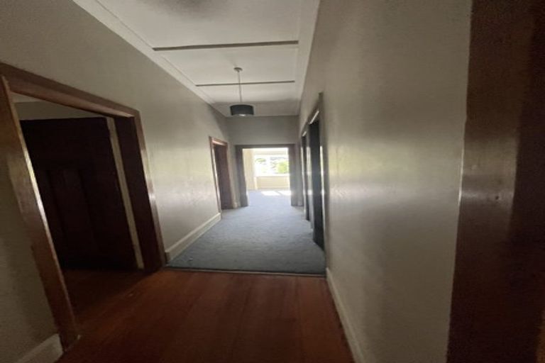 Photo of property in 64 Waipapa Road, Hataitai, Wellington, 6021