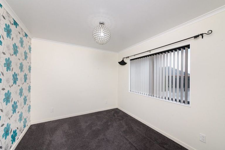 Photo of property in 155 Schnell Drive, Kelvin Grove, Palmerston North, 4414