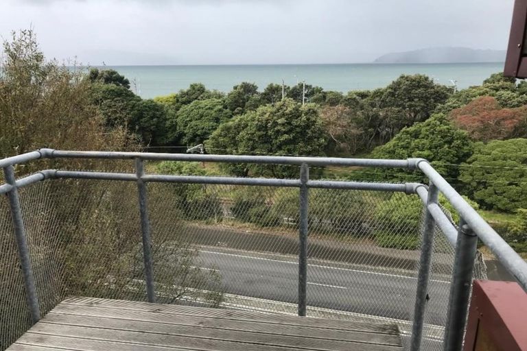 Photo of property in 17/2 Onslow Road, Khandallah, Wellington, 6035