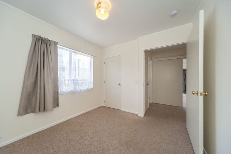 Photo of property in 2 Macalister Place, Miramar, Wellington, 6022