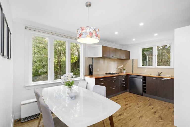 Photo of property in 12a Whenua View, Titahi Bay, Porirua, 5022