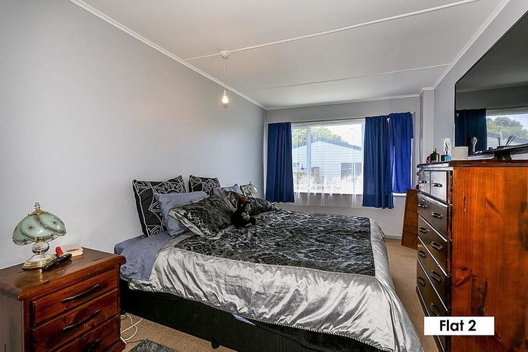 Photo of property in 2 Chard Street, Westown, New Plymouth, 4310