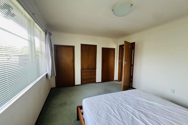 Photo of property in 6 Lewis Place, Highbury, Palmerston North, 4412