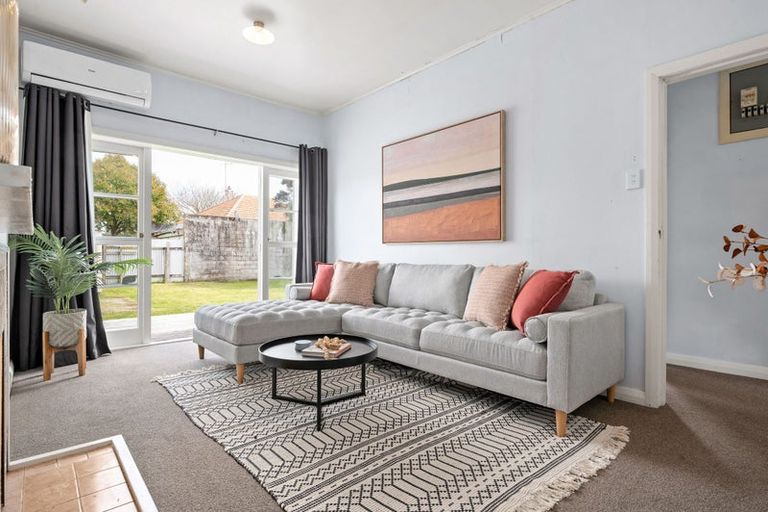 Photo of property in 17 Plunket Terrace, Hamilton East, Hamilton, 3216