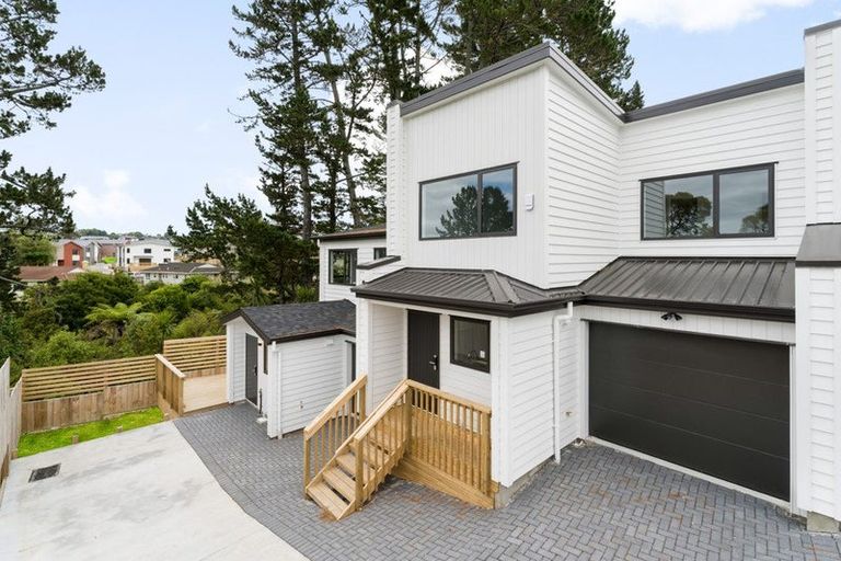 Photo of property in 89c Oreil Avenue, West Harbour, Auckland, 0618