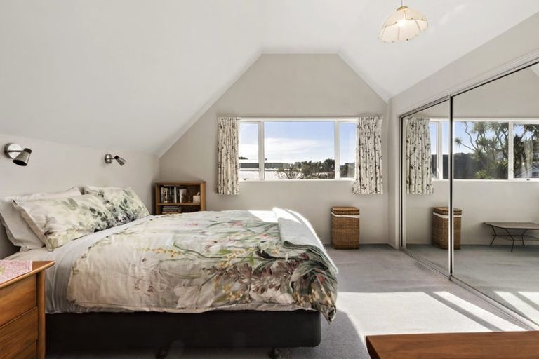 Photo of property in 7 Pinnacle Street, Seatoun, Wellington, 6022