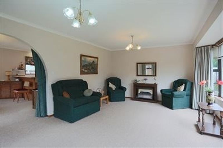 Photo of property in 60 Main North Road, Papanui, Christchurch, 8052
