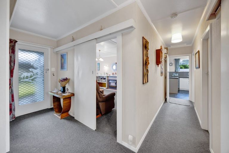 Photo of property in 240 Egmont Street, Patea, 4520