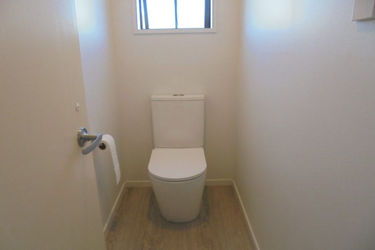 Photo of property in 51 Karnak Crescent, Russley, Christchurch, 8042