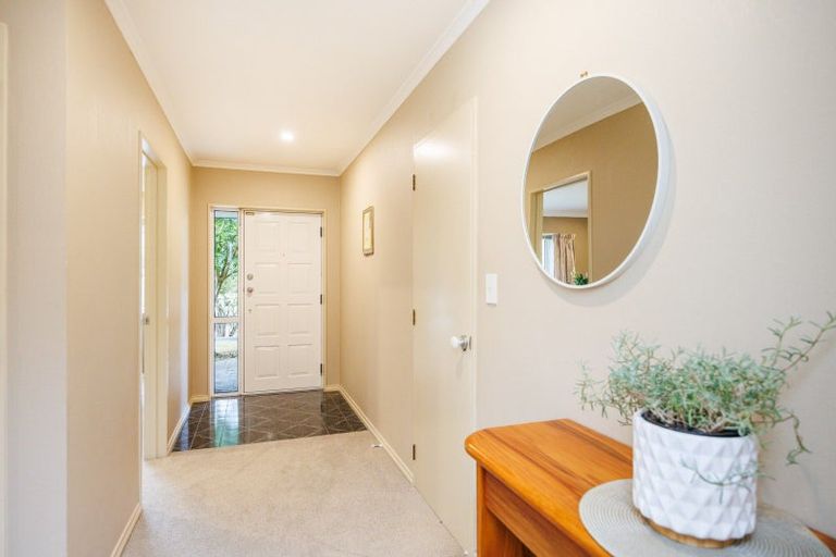 Photo of property in 30 Kilkenny Place, Fitzherbert, Palmerston North, 4410