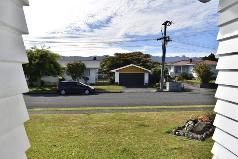 Photo of property in 21 Green Avenue, Levin, 5510