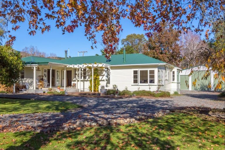 Photo of property in 1785 Martinborough Masterton Road, Longbush, Masterton, 5884