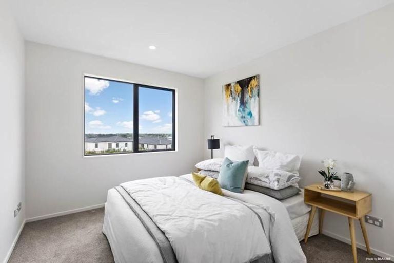 Photo of property in 14 Melgran Avenue, Papakura, 2110