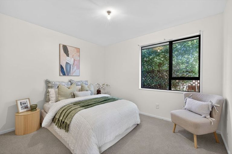Photo of property in 2/8 Fovant Street, Russley, Christchurch, 8042