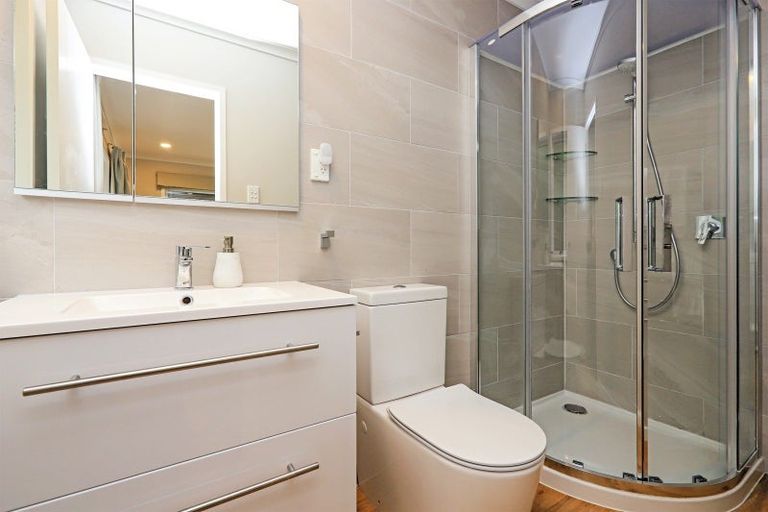 Photo of property in 33a Hammond Road, Taradale, Napier, 4112