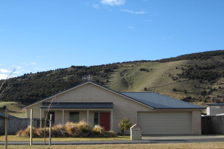 Photo of property in 72 Mount Iron Drive, Wanaka, 9305