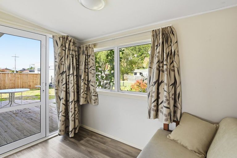 Photo of property in 2/11 Parekarangaranga Street, Motuoapa, 3382
