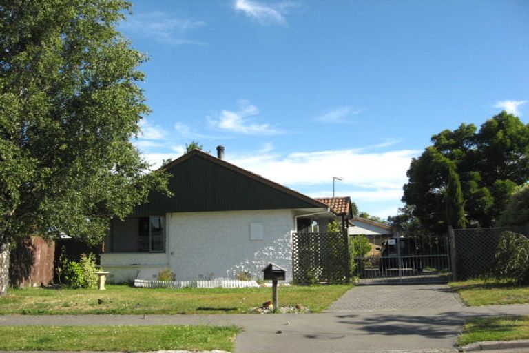 Photo of property in 3 Lydbury Place, Parklands, Christchurch, 8083