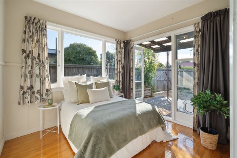 Photo of property in 19 Moreland Avenue, Papanui, Christchurch, 8053