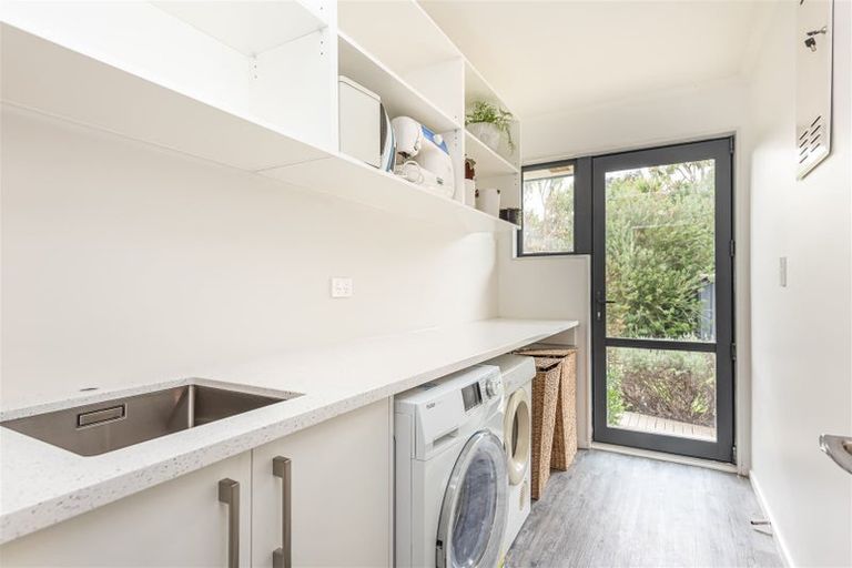 Photo of property in 857 Ferry Road, Woolston, Christchurch, 8023