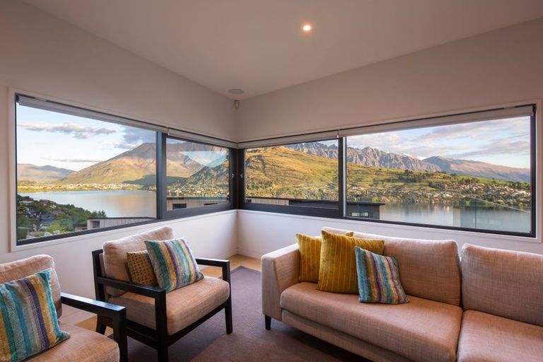 Photo of property in St Andrews Park, 61 Highview Terrace, Queenstown, 9300