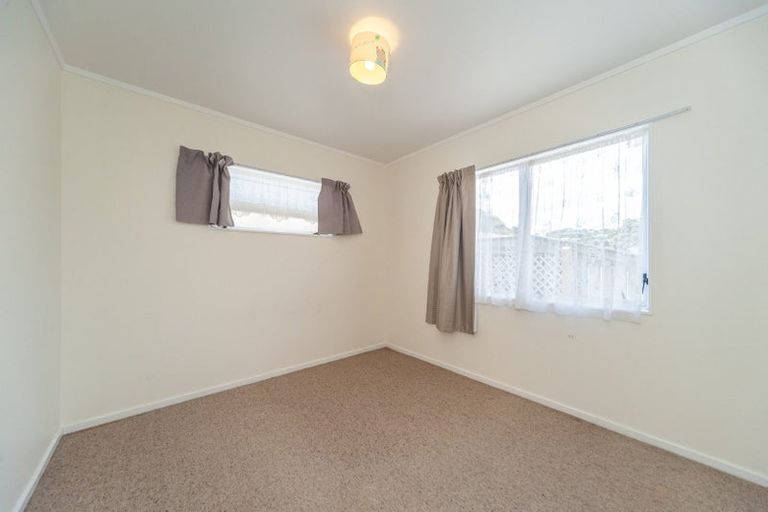 Photo of property in 2 Macalister Place, Miramar, Wellington, 6022