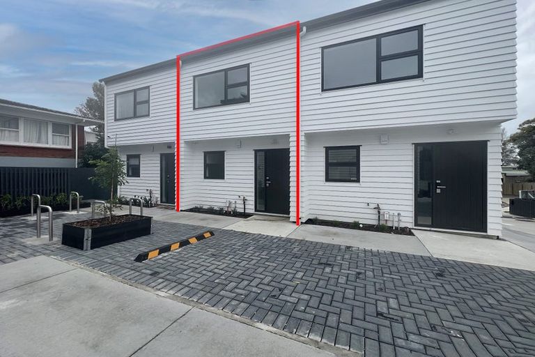 Photo of property in 2 Grove Lane, Pakuranga, Auckland, 2010