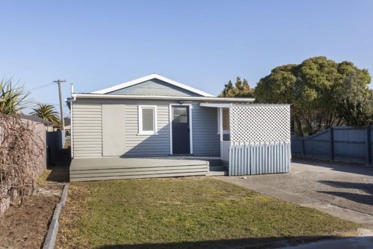 Photo of property in 9 Sylvia Street, Parklands, Christchurch, 8083