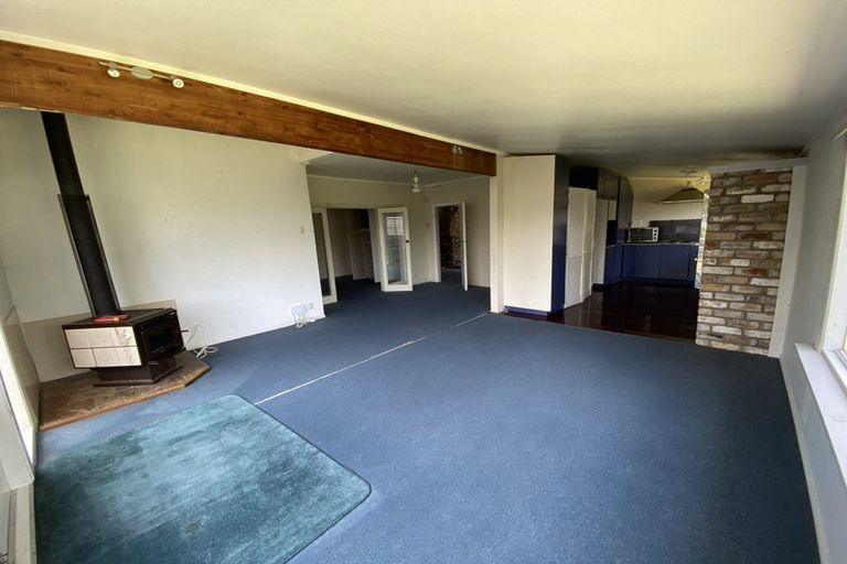 Photo of property in 87 Konini Road, Titirangi, Auckland, 0604