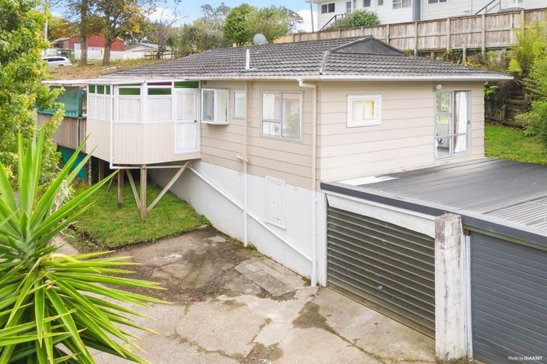 Photo of property in 41 Don Buck Road, Massey, Auckland, 0614