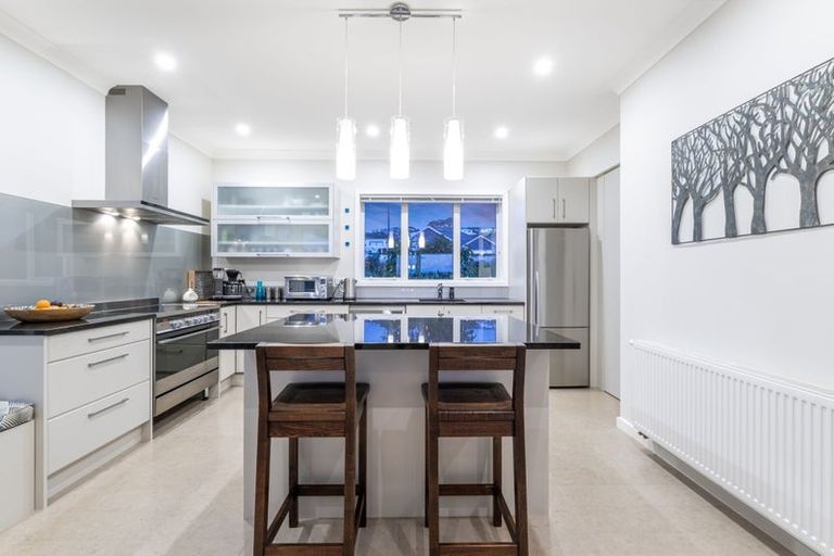 Photo of property in 10 John Burke Drive, Aotea, Porirua, 5024