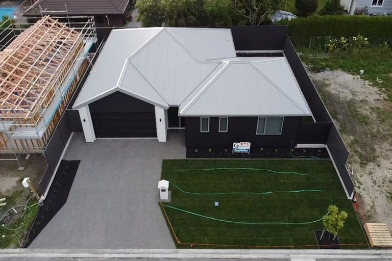 Photo of property in 9 George Yee Place, Taradale, 4112