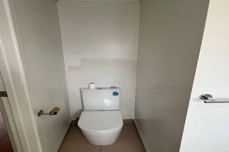 Photo of property in 39 James Laurie Street, Henderson, Auckland, 0612