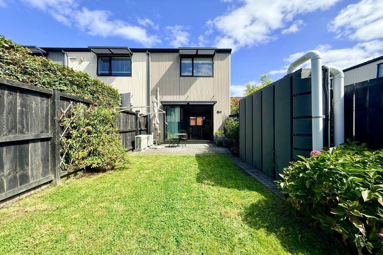 Photo of property in 17 Kerewhenua Crescent, Hobsonville, Auckland, 0616