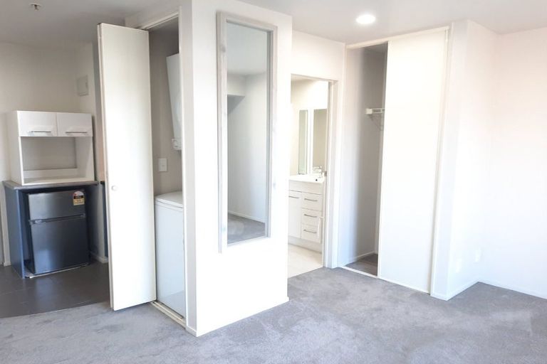 Photo of property in 10d Crown Lynn Place, New Lynn, Auckland, 0600