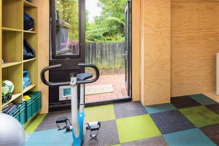 Photo of property in 13/10 Pitarua Street, Thorndon, Wellington, 6011