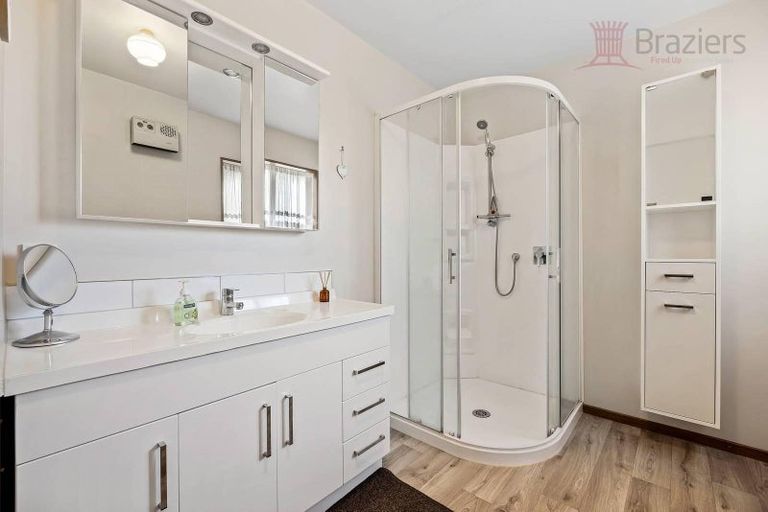 Photo of property in 1/43 Claridges Road, Casebrook, Christchurch, 8051