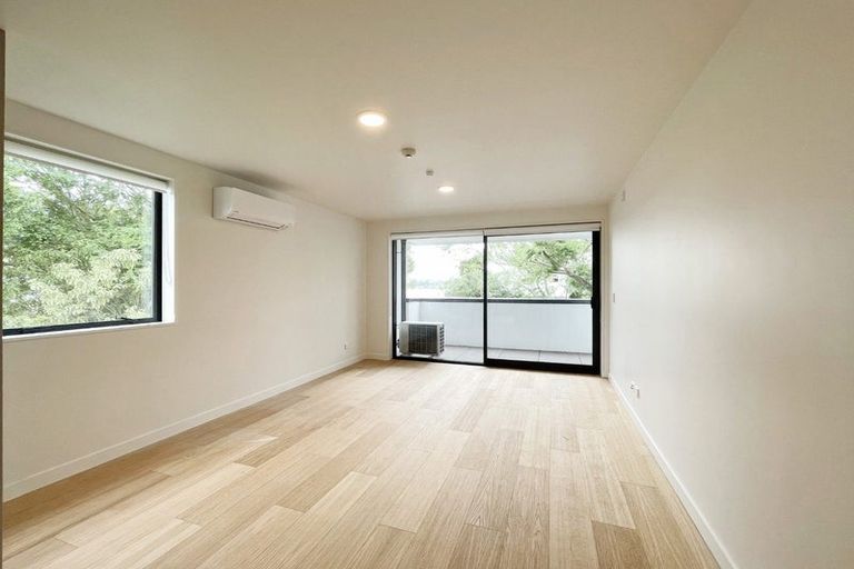 Photo of property in 238 Princes Street, Strathern, Invercargill, 9812