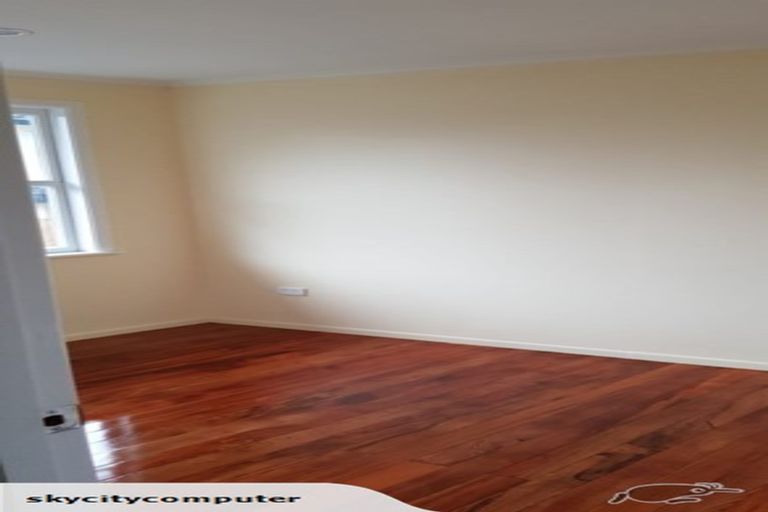 Photo of property in 108 Rathgar Road, Henderson, Auckland, 0610