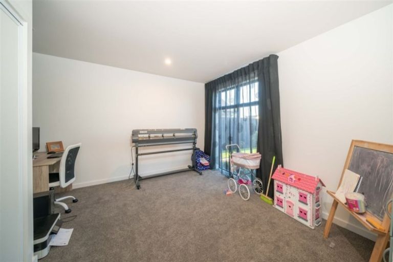 Photo of property in 23 Hinterland Drive, Prebbleton, 7604