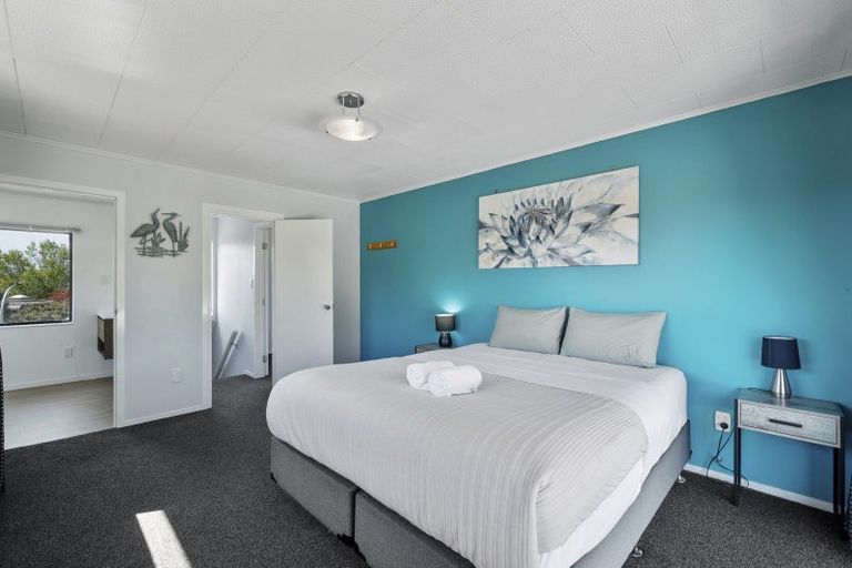 Photo of property in 13 Tirita Street, Kawaha Point, Rotorua, 3010