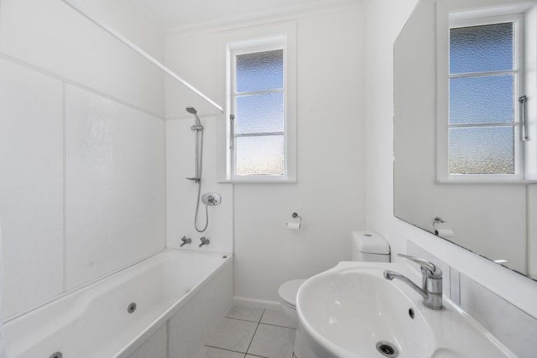Photo of property in 18 King Street, Taradale, Napier, 4112