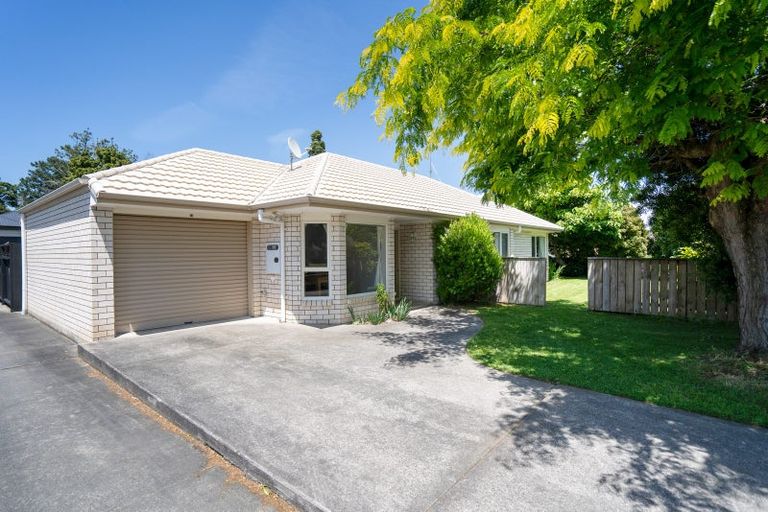 Photo of property in 39 Princes Street, Cambridge, 3434