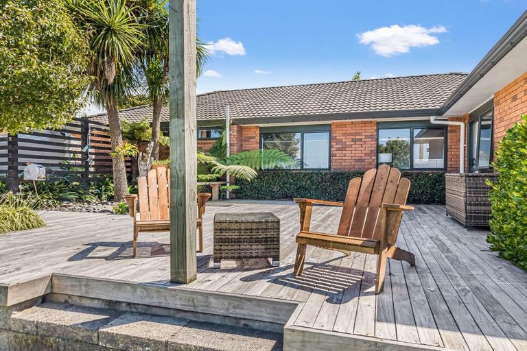 Photo of property in 5 Springvale Road, Waiuku, 2123