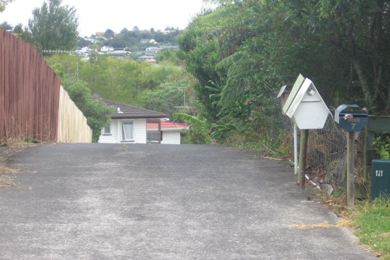 Photo of property in 2/7 Powrie Street, Glenfield, Auckland, 0629