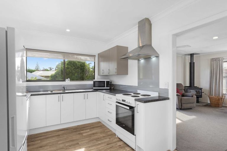 Photo of property in 5 Campbell Street, Waiuku, 2123